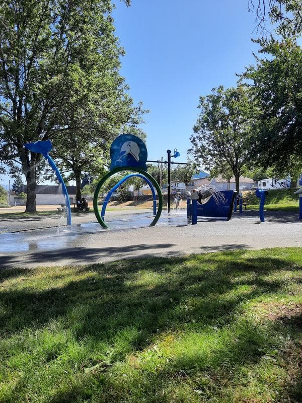 Deverill Square Gyro 2 Park