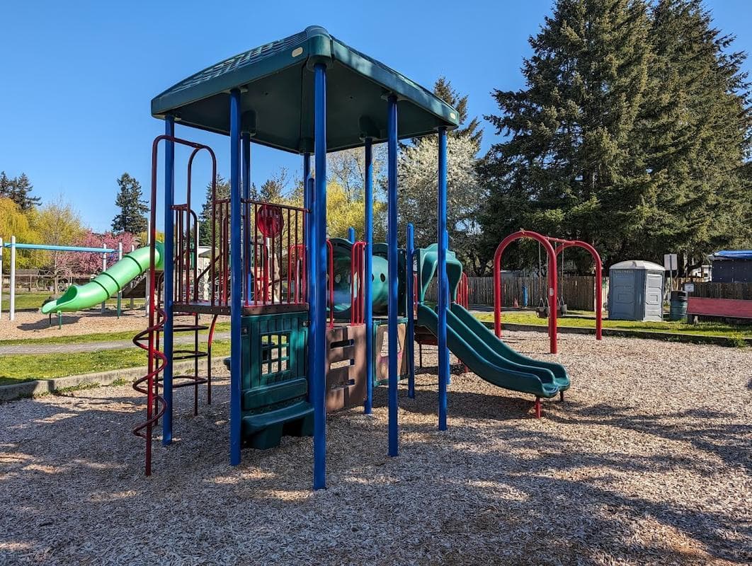 Forest Drive Gyro Park