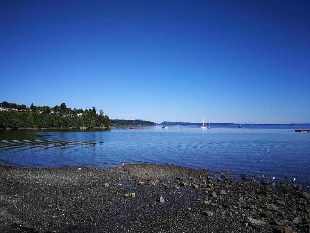 Kinsmen Beach Park