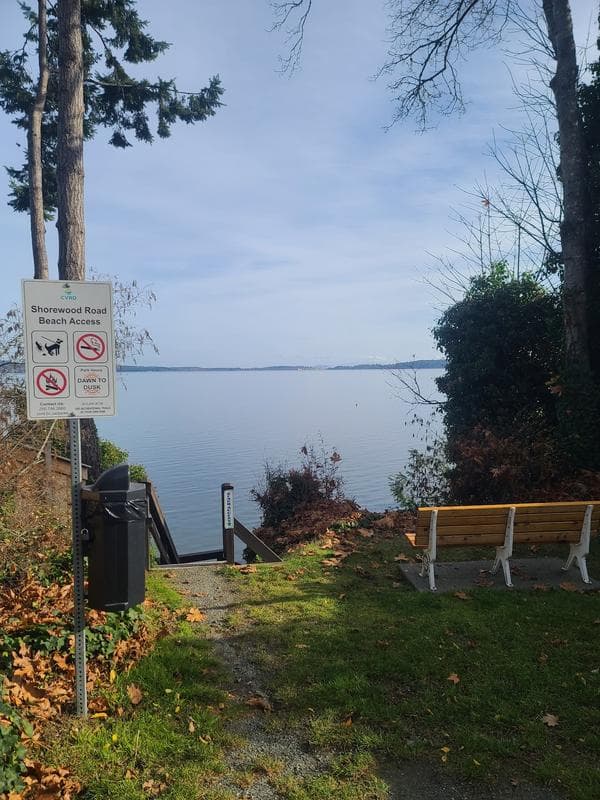 Shorewood Road Beach Access